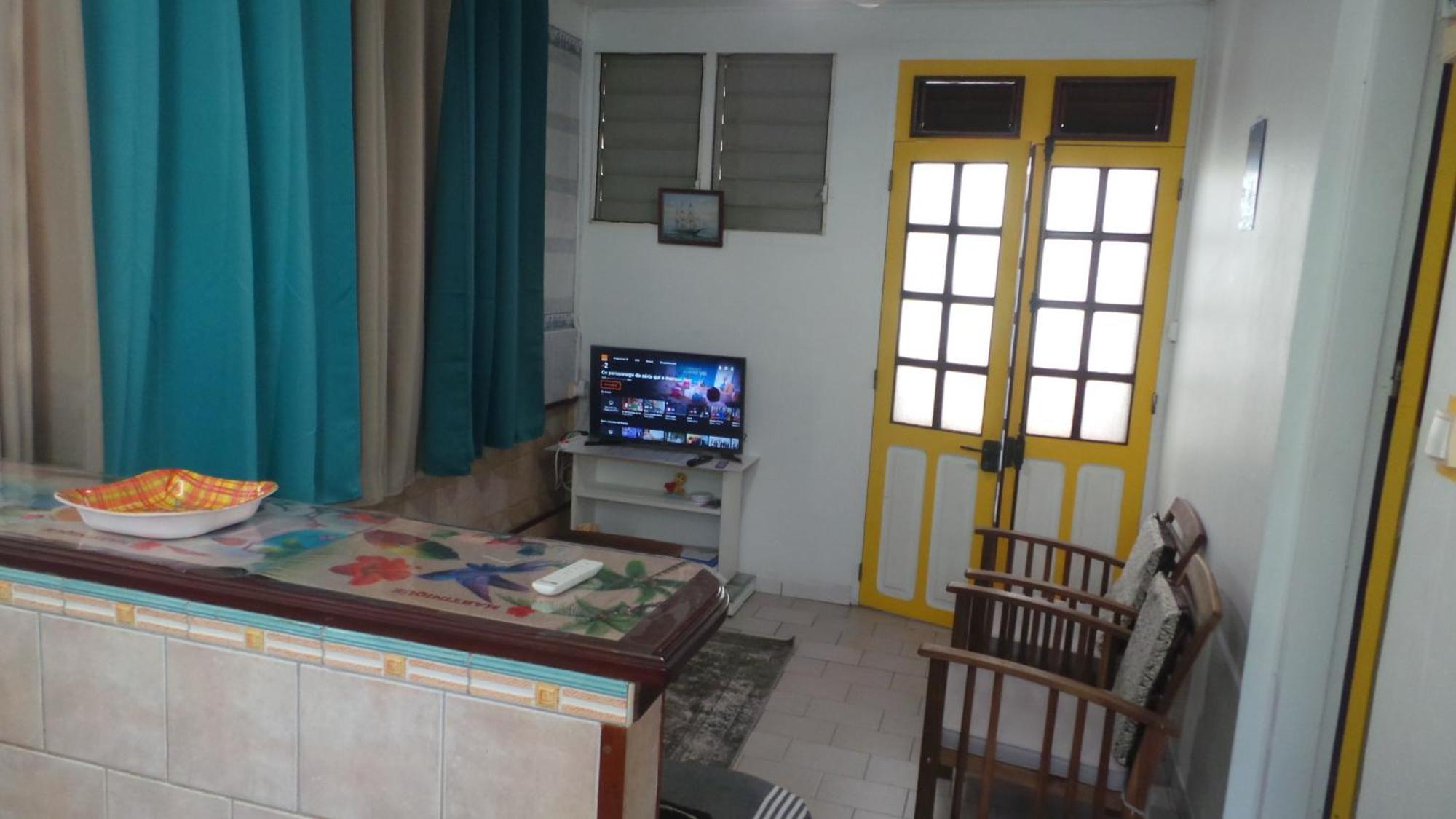 Manou Appartement Rivière-Pilote Buitenkant foto
